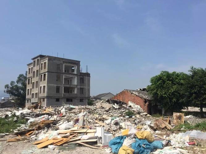 屋内珍宝毁于强拆，五万元赔偿合理吗？